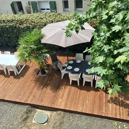 Pontenx-les-forges, 7 Pièces, 14 Personnes - Fr-1-360-71 Casa vacanze